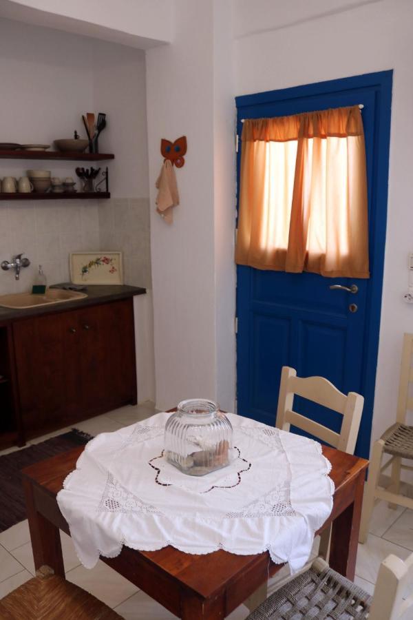 Pension Ilias - Chora Amorgos Aparthotel Exteriör bild