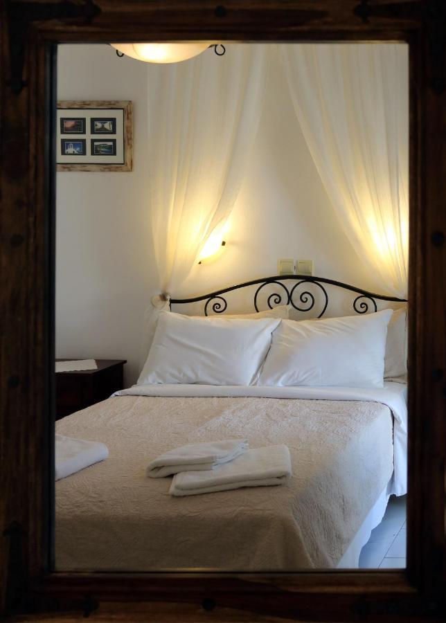 Pension Ilias - Chora Amorgos Aparthotel Exteriör bild