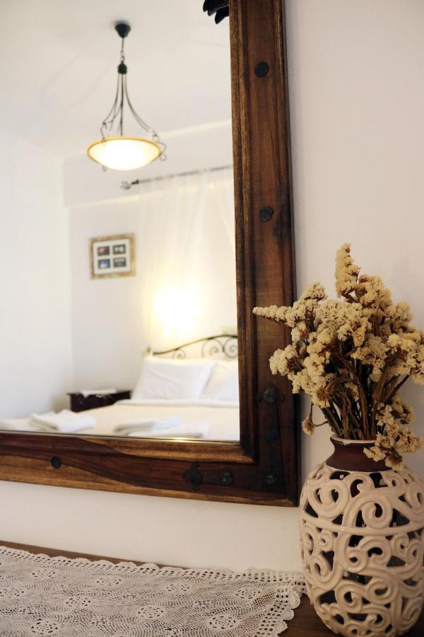 Pension Ilias - Chora Amorgos Aparthotel Exteriör bild