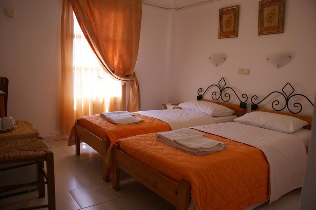 Pension Ilias - Chora Amorgos Aparthotel Exteriör bild