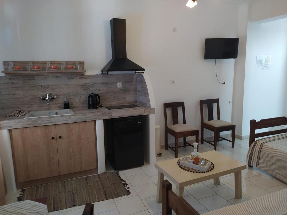 Pension Ilias - Chora Amorgos Aparthotel Exteriör bild
